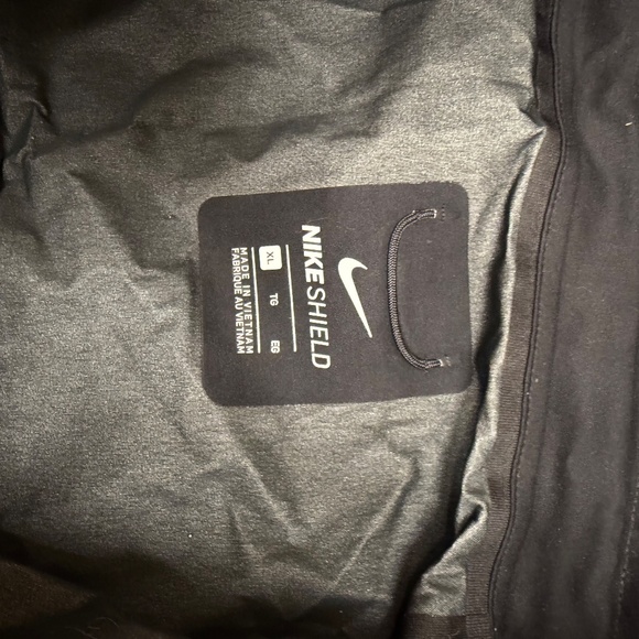 Nike Shield Flash Reflective Running Jacket - Mens XL - Picture 6 of 6
